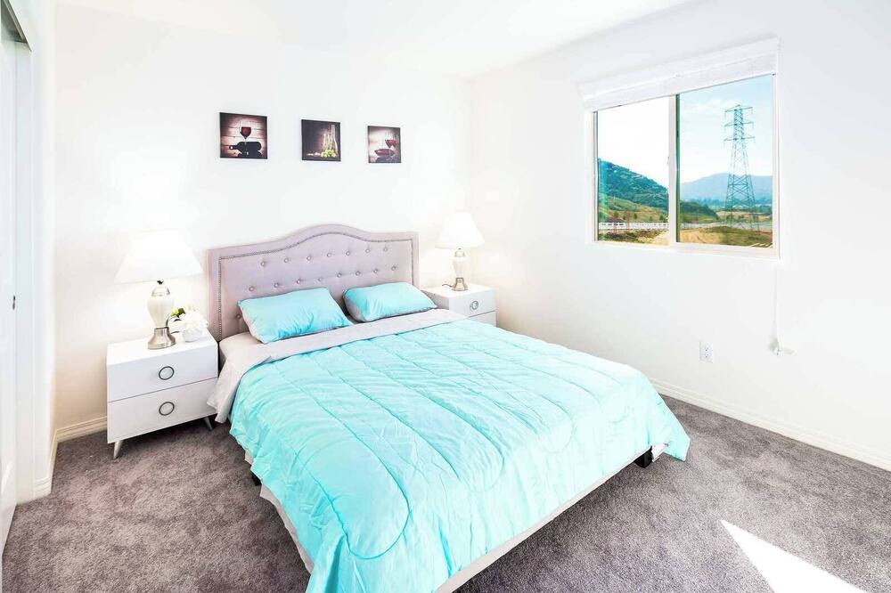 Photo of Bedroom in Jurupa Valley