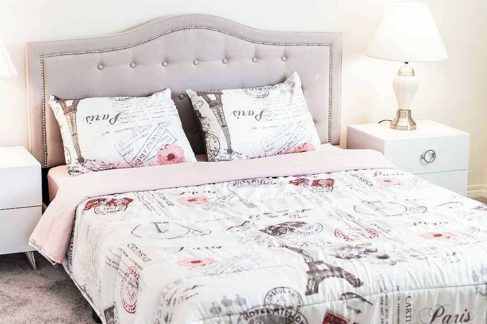 Photo of Bedroom in Jurupa Valley