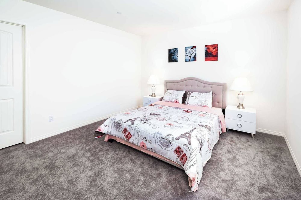 Photo of Bedroom in Jurupa Valley