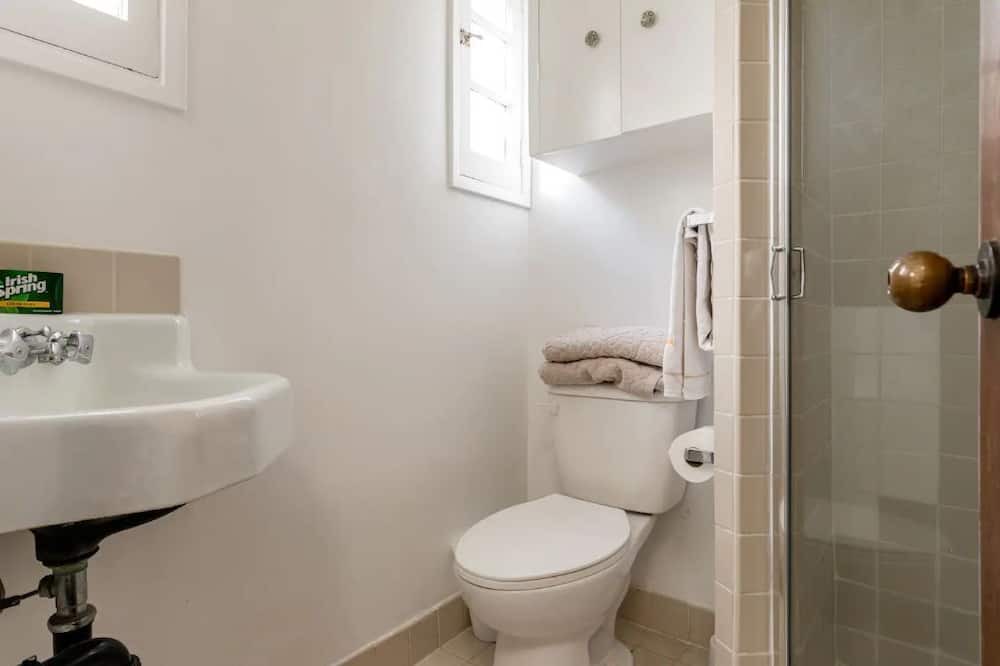 Photo of Bathroom in The Flats
