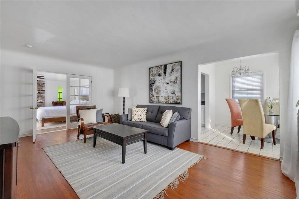 Photo of Livingroom in View Park-Windsor Hills