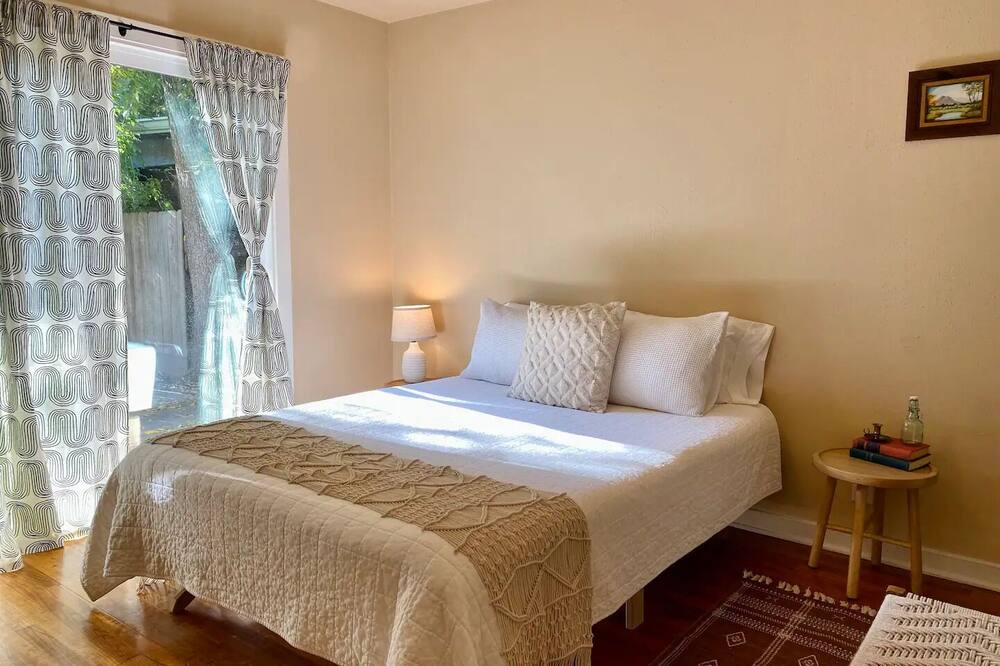 Photo of Bedroom in Chico