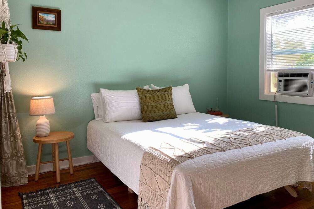 Photo of Bedroom in Chico