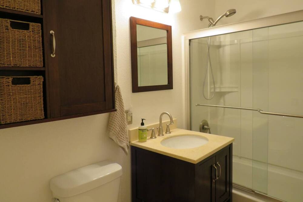 Photo of Bathroom in Chico