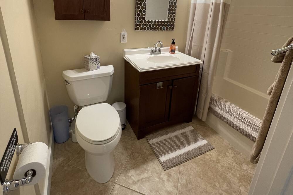 Photo of Bathroom in Murrieta