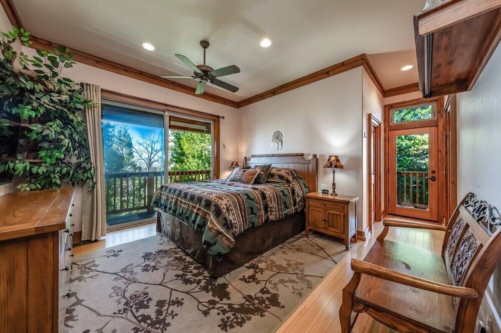 Photo of Bedroom in Shaver Lake