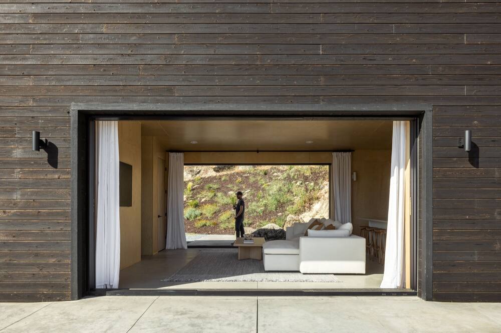 Photo of Outdoor in Yosemite Lakes