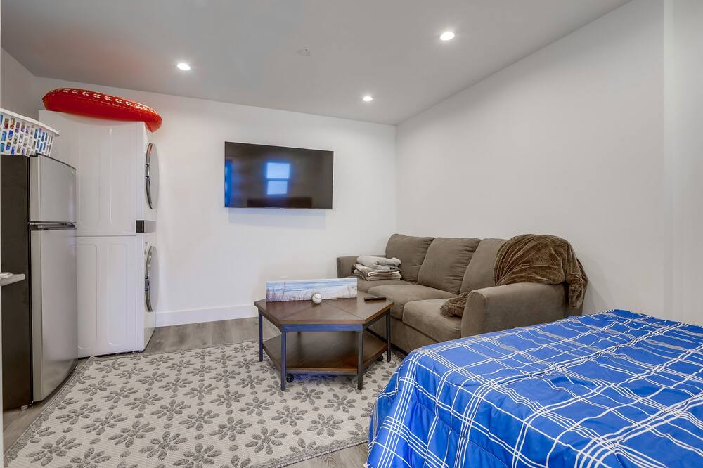 Photo of Bedroom in South Laguna