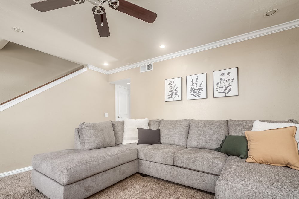 Photo of Livingroom in Lemoore
