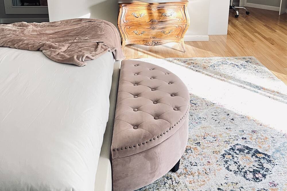 Photo of Bedroom in Encino