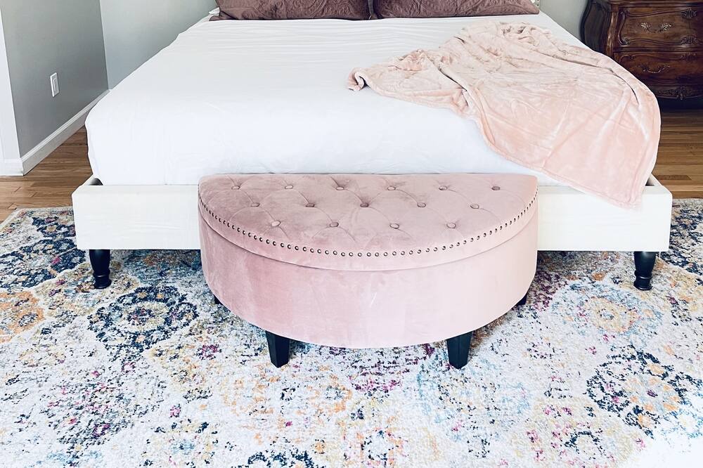 Photo of Bedroom in Encino