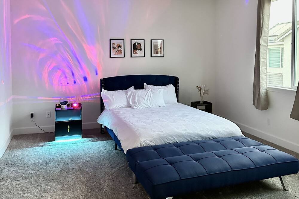 Photo of Bedroom in Roseville