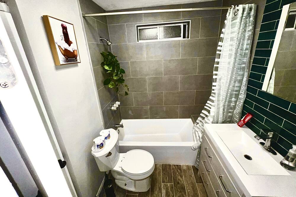 Photo of Bathroom in Logan Heights