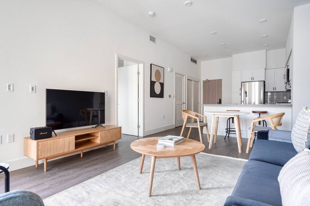 Photo of Livingroom in Central San Mateo