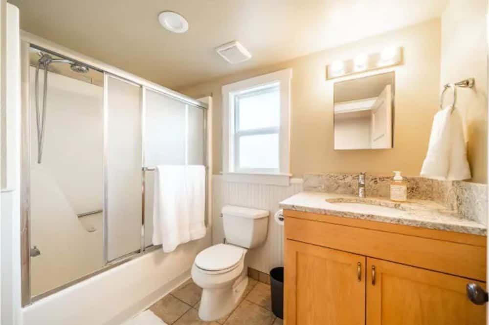 Photo of Bathroom in Chico