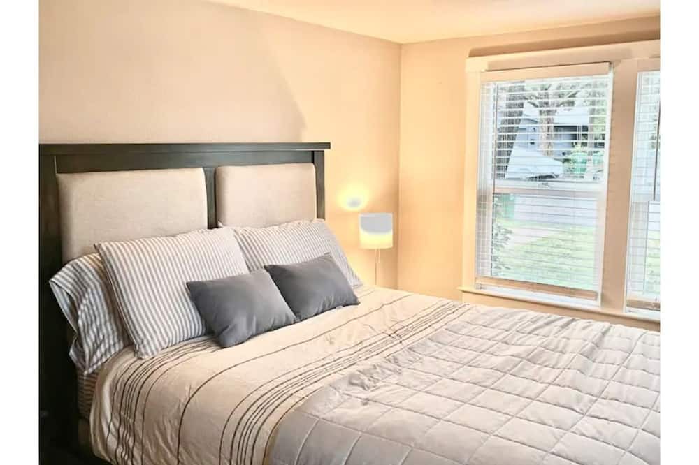 Photo of Bedroom in Chico