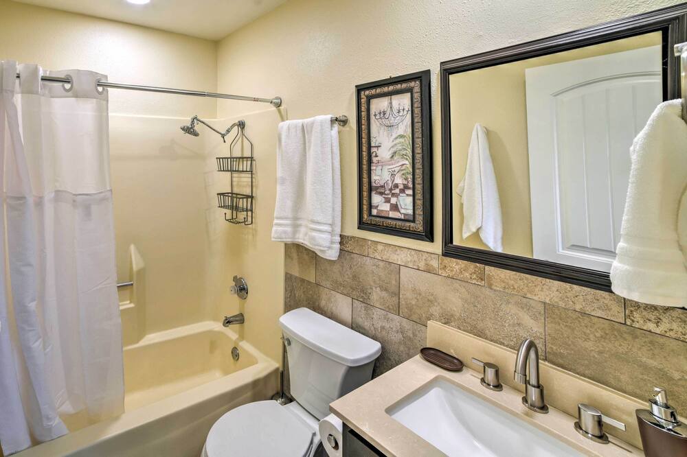 Photo of Bathroom in Fontana