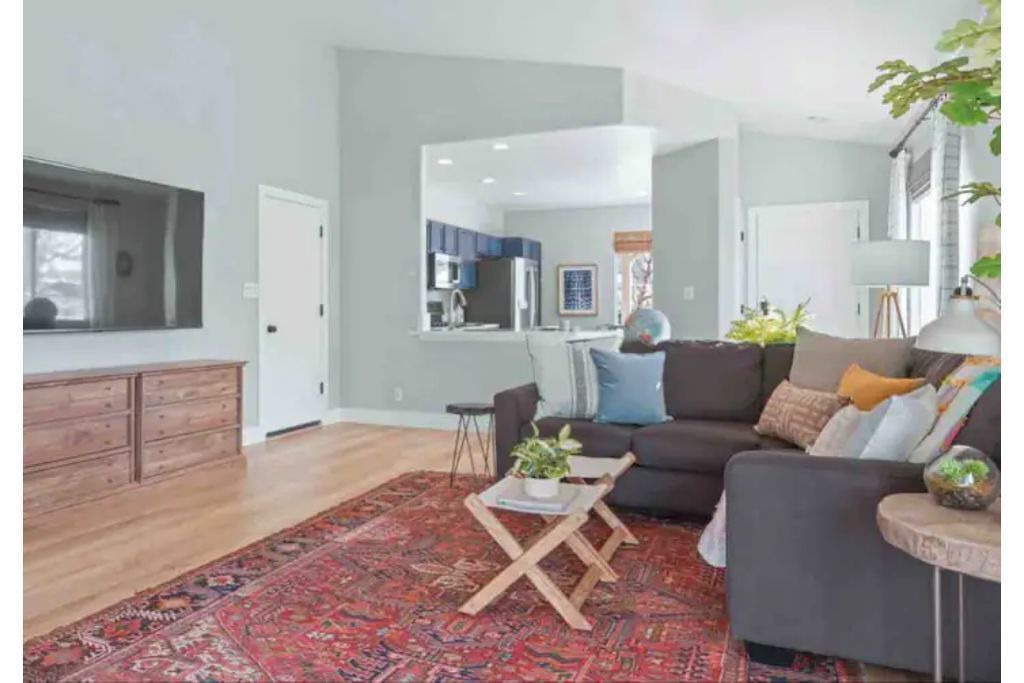 Photo of Livingroom in Reno