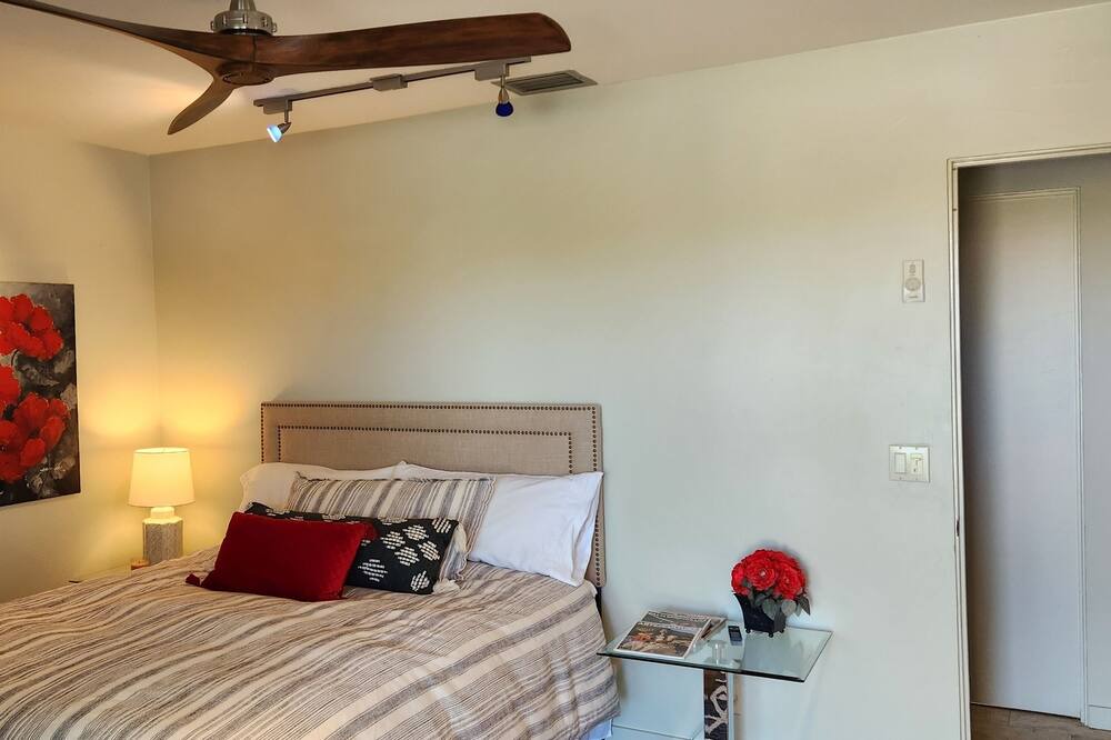Photo of Bedroom in Palm Desert