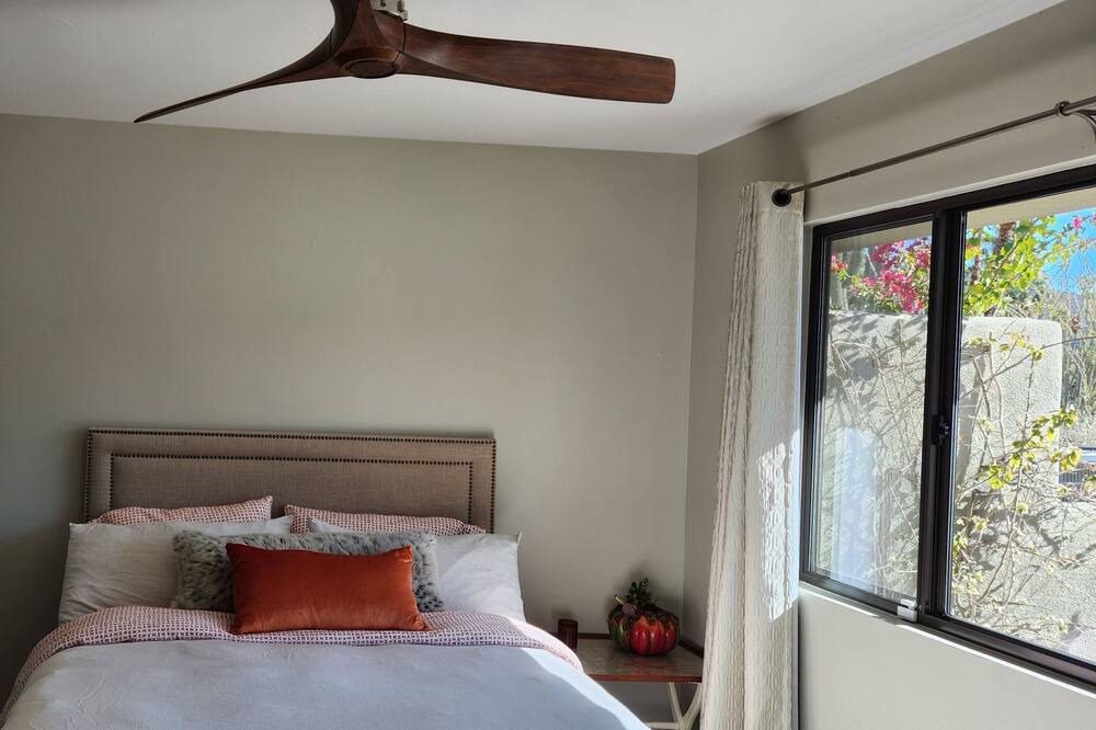 Photo of Bedroom in Palm Desert