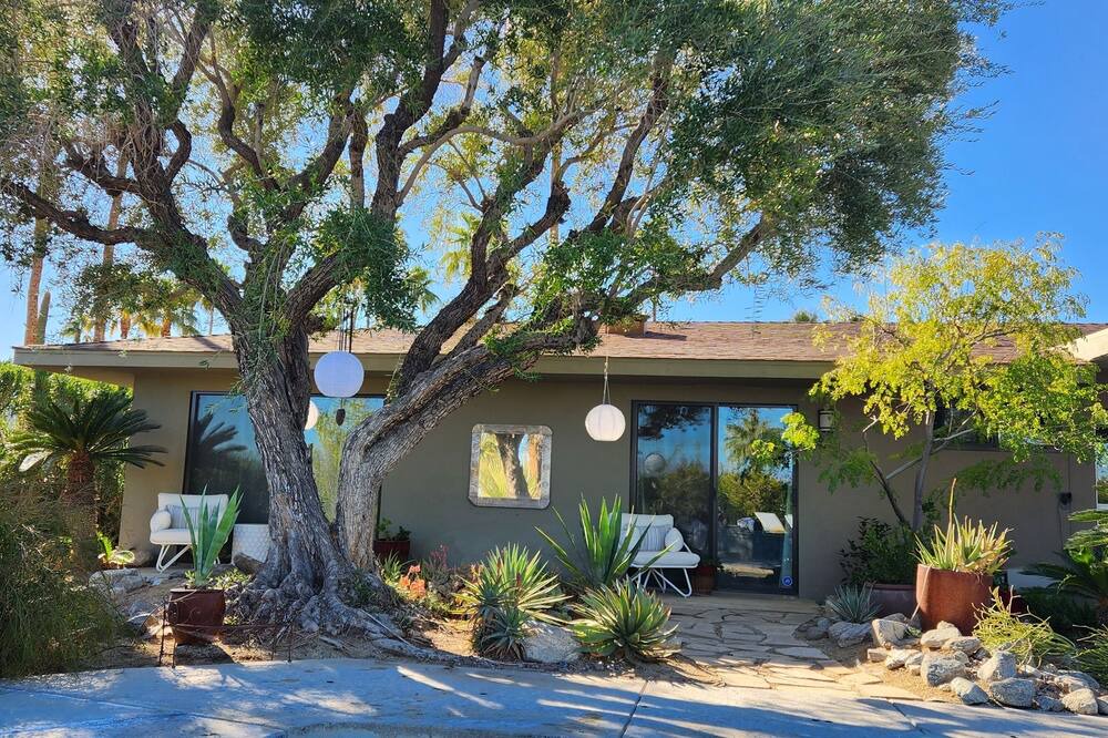 Photo of Outdoor in Palm Desert