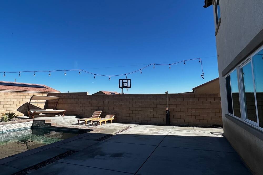 Photo of Others in Victorville