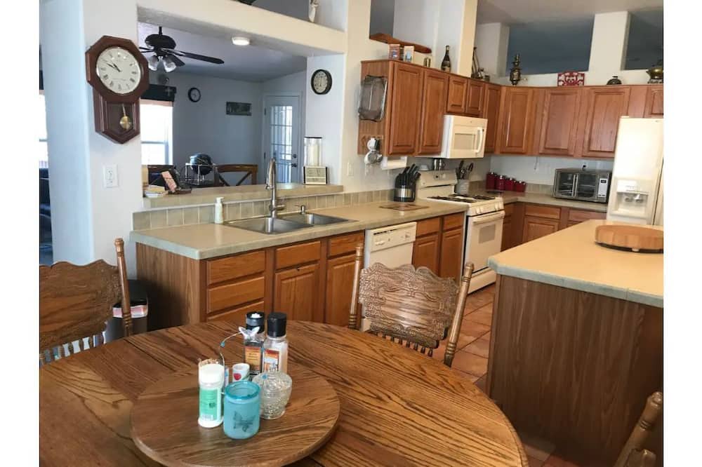 Photo of Kitchen in Iron Springs