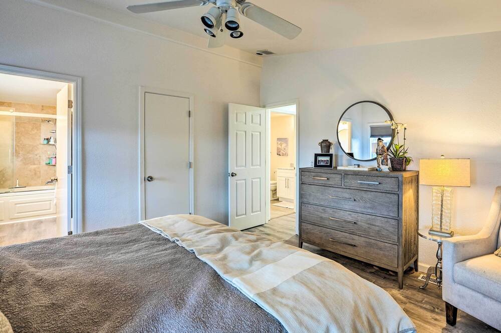 Photo of Bathroom in Bethel Island
