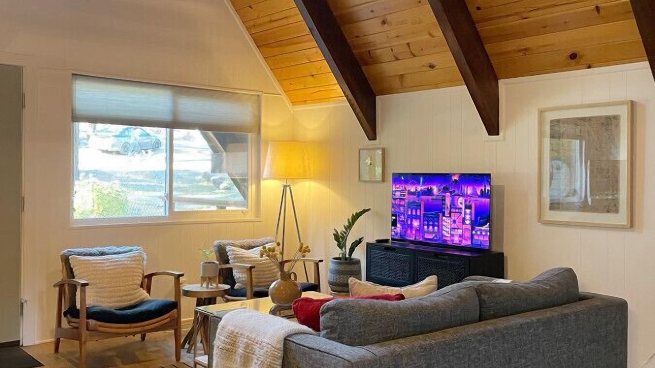 Photo of Livingroom in Wrightwood