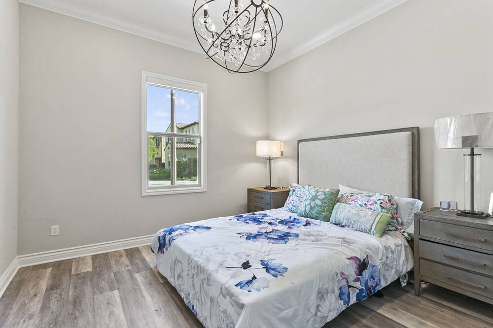 Photo of Bedroom in Portola Springs