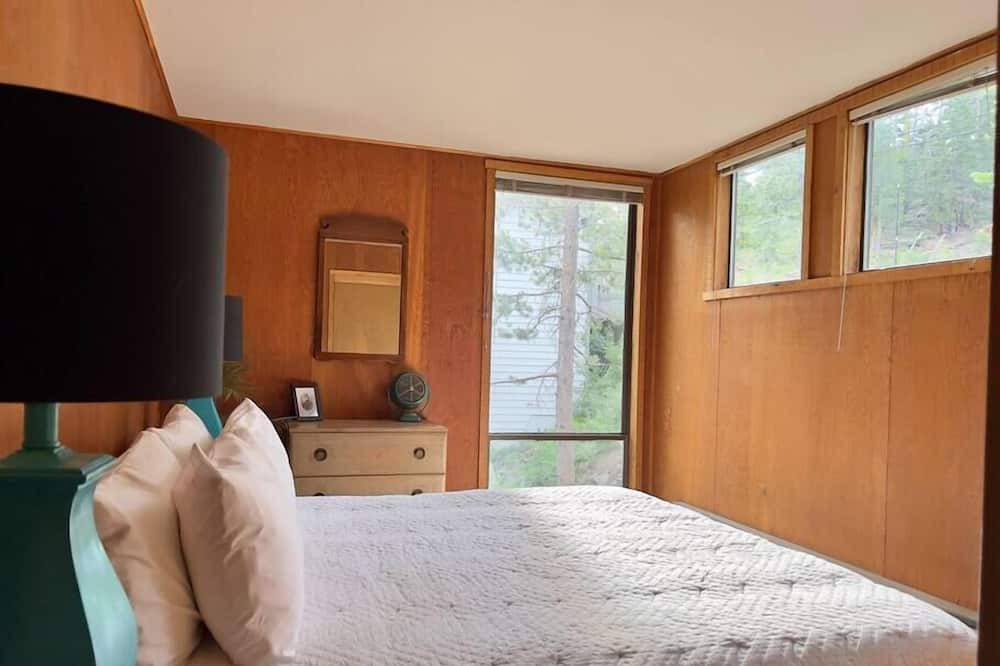 Photo of Bedroom in Alpine Meadows
