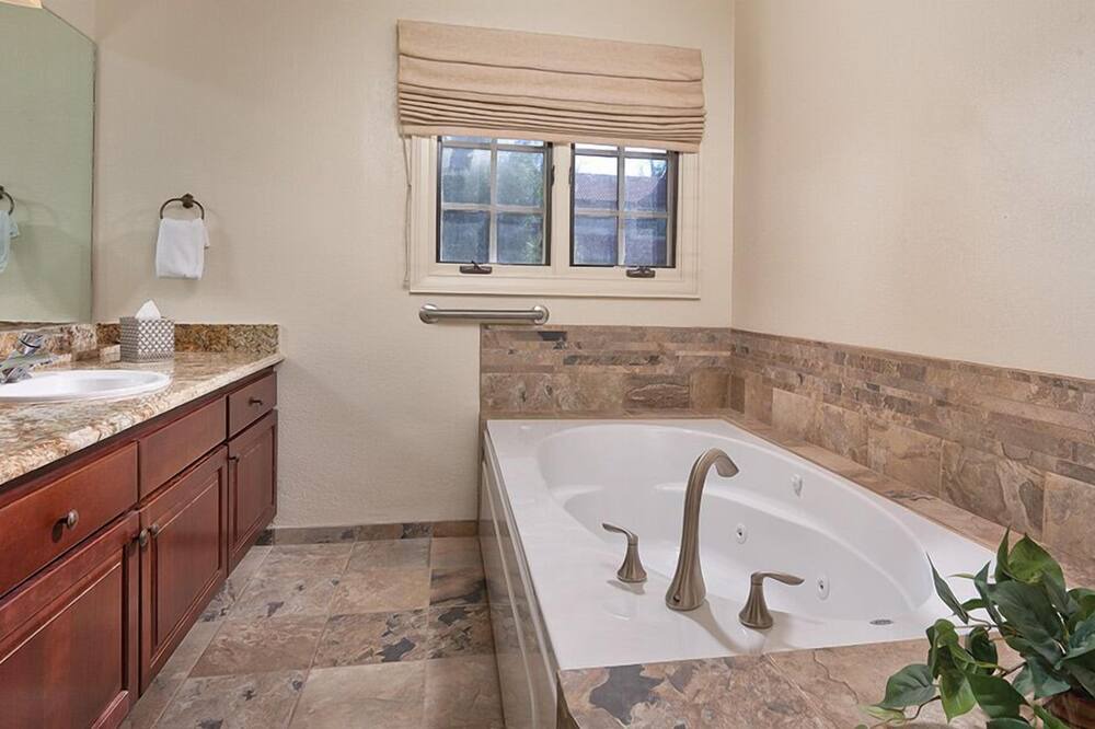 Photo of Bathroom in Nice