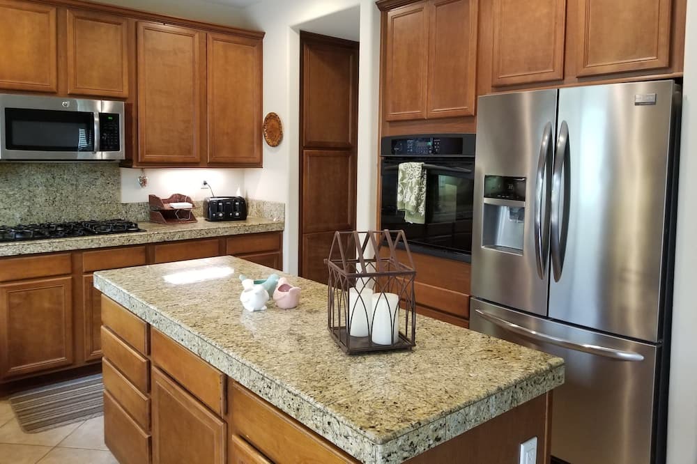 Photo of Kitchen in Lake Elsinore