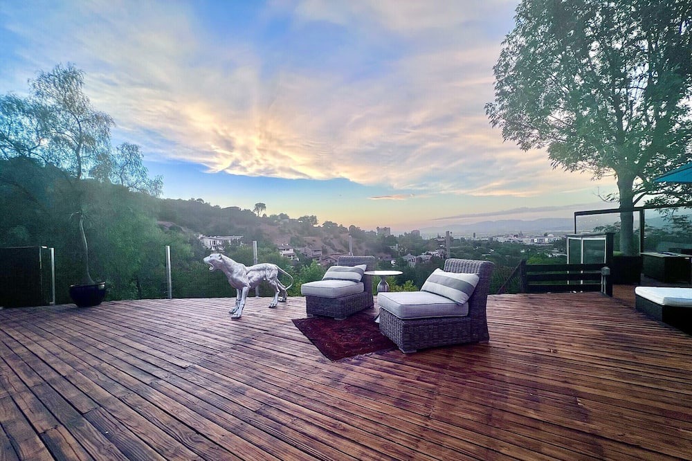 Photo of Others in Hollywood Hills
