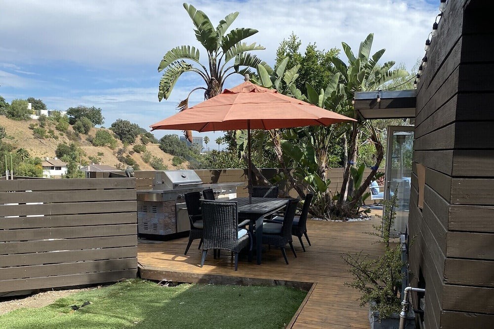 Photo of Others in Hollywood Hills