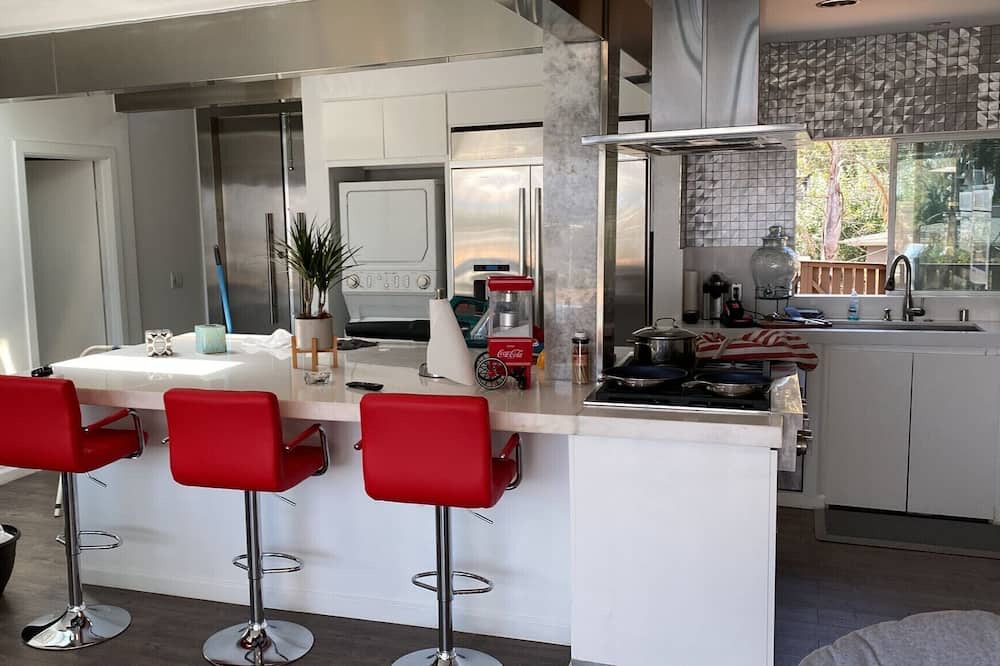 Photo of Kitchen in Hollywood Hills