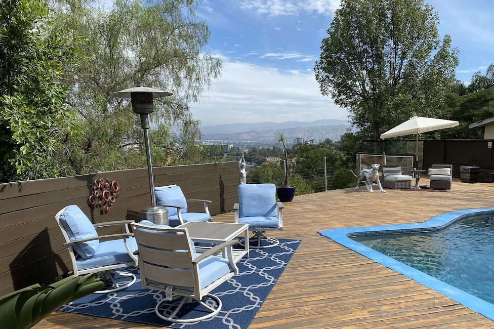 Photo of Others in Hollywood Hills