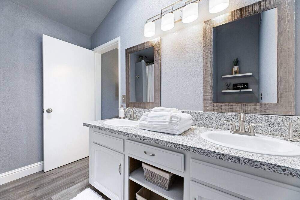Photo of Bathroom in Clovis