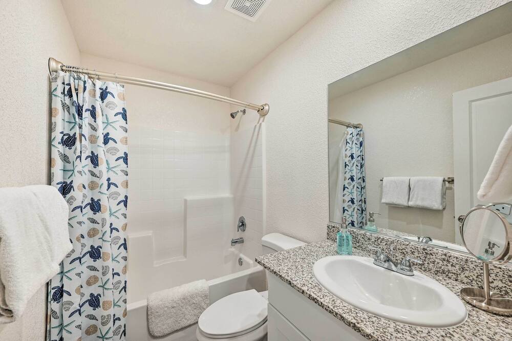 Photo of Bathroom in Fort Mohave