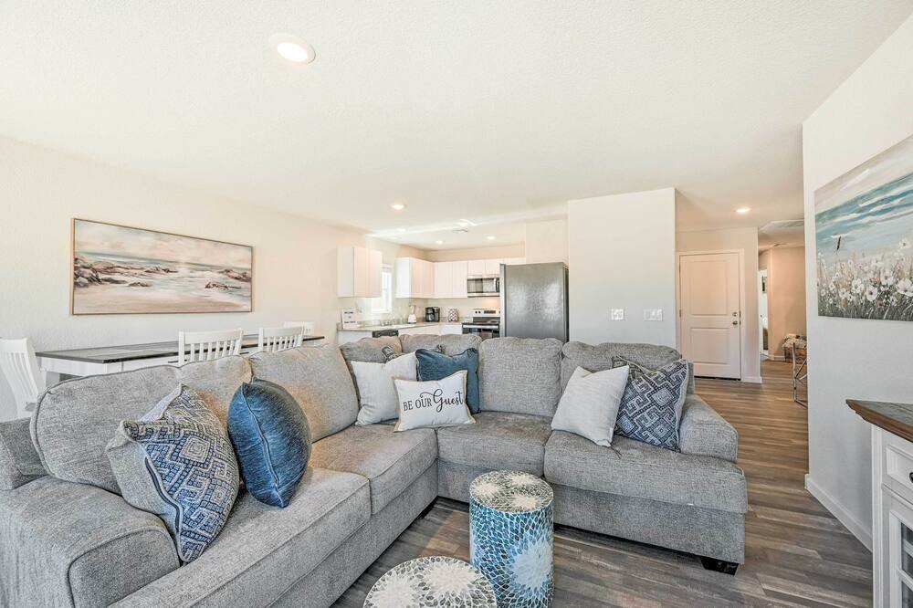 Photo of Livingroom in Fort Mohave