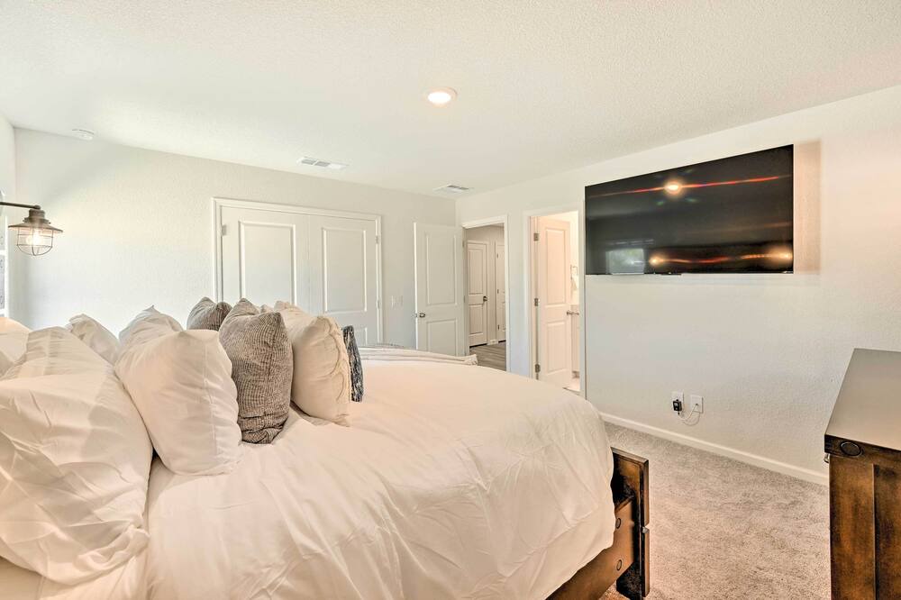 Photo of Bedroom in Fort Mohave