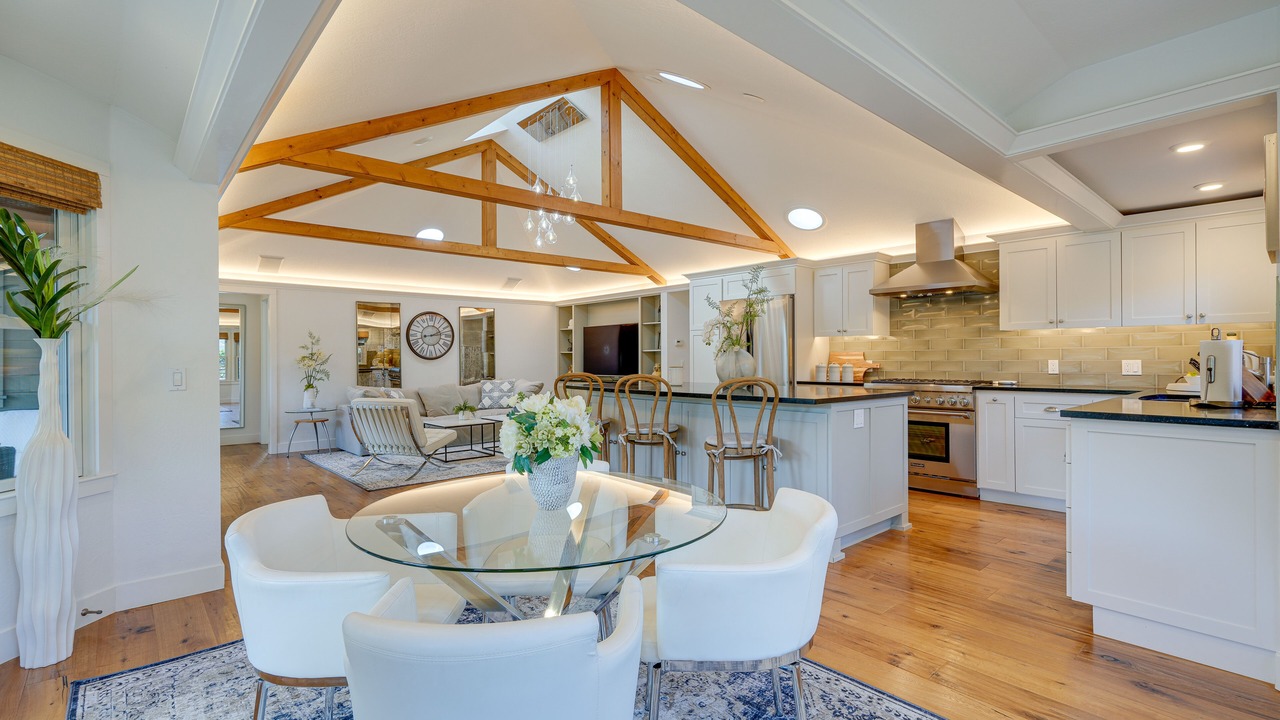 Photo of Livingroom in Woodside