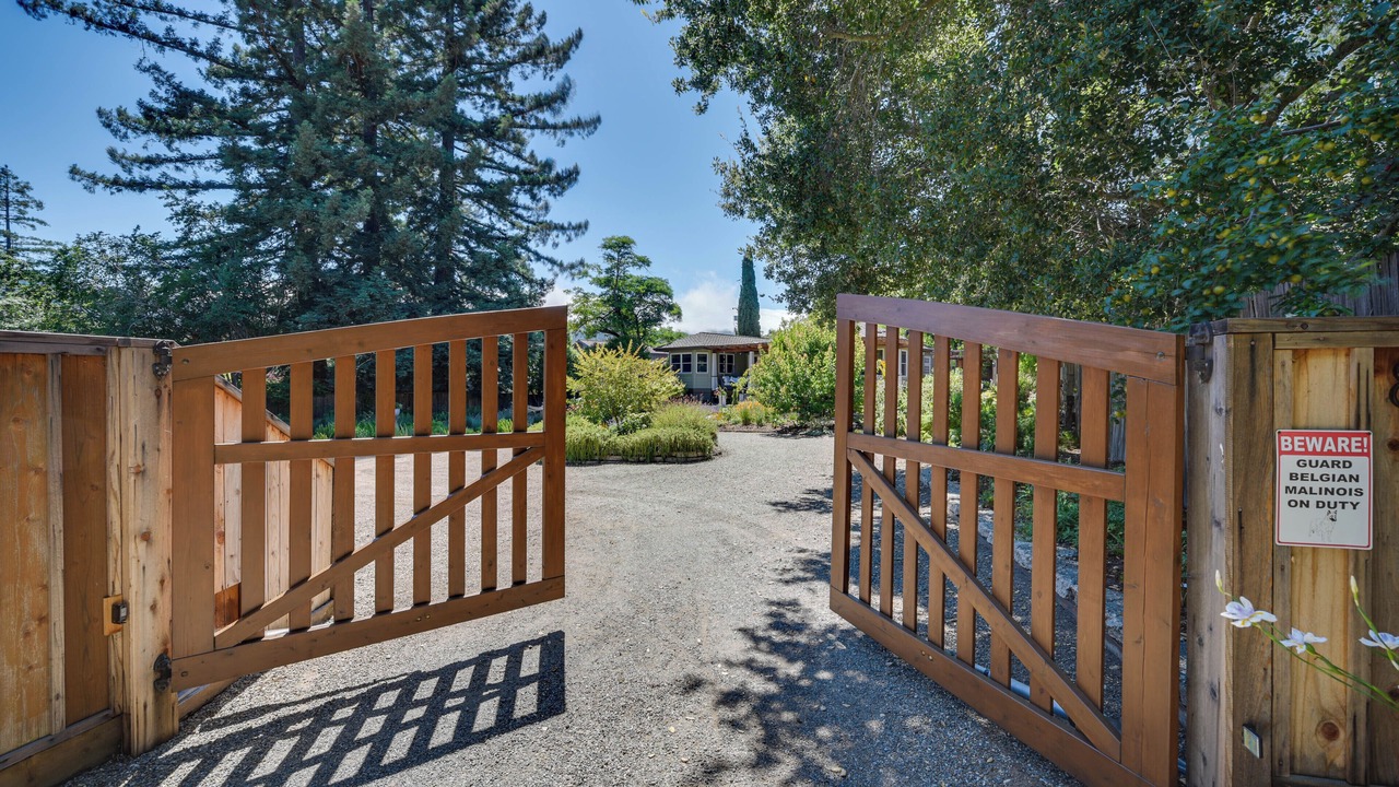 Photo of Outdoor in Woodside