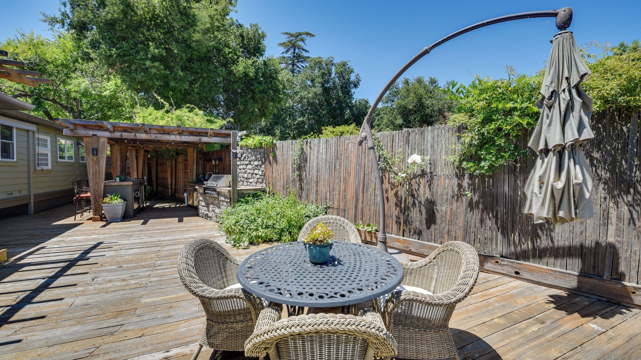 Photo of Outdoor in Woodside