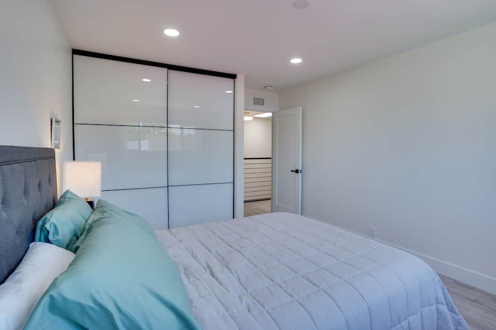 Photo of Bedroom in Laguna Hills