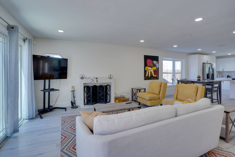 Photo of Livingroom in Laguna Hills