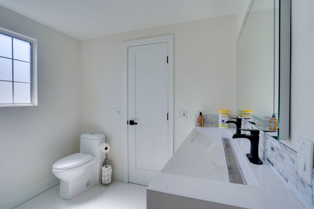 Photo of Bathroom in Laguna Hills