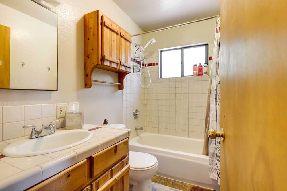 Photo of Bathroom in Middletown