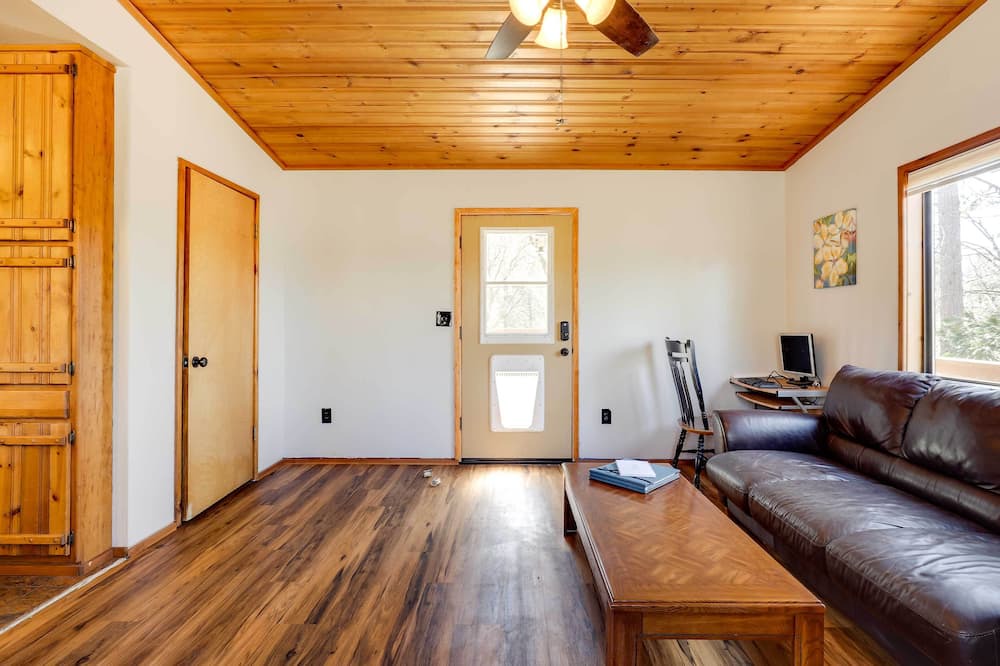 Photo of Livingroom in Middletown