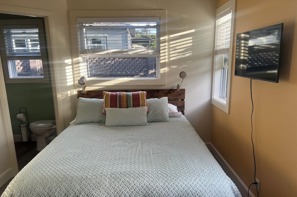 Photo of Bedroom in Railroad District